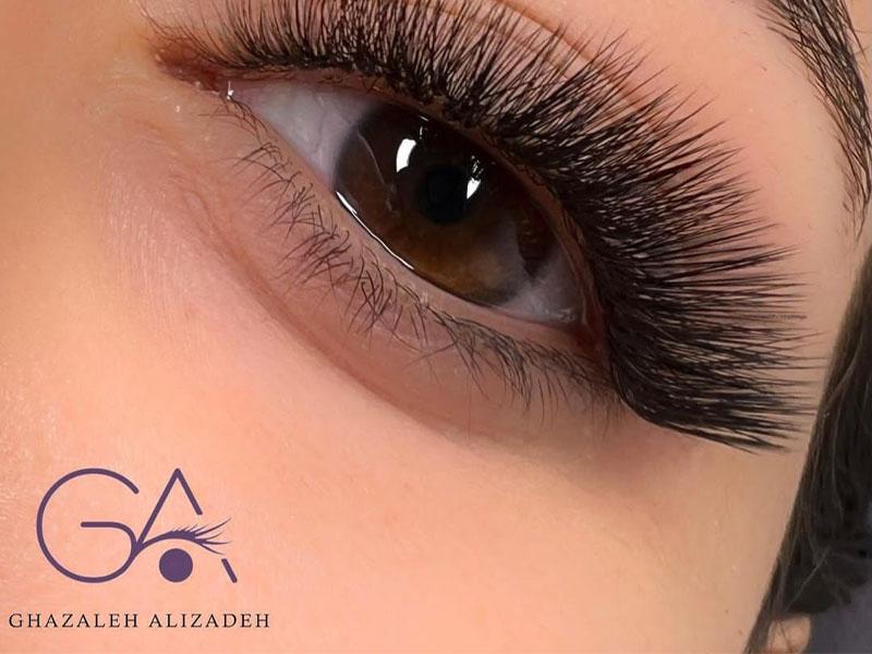 غزاله علیزاده در تهران؛ تصویر 4 از فضای مجموعه و نمونه‌کارها