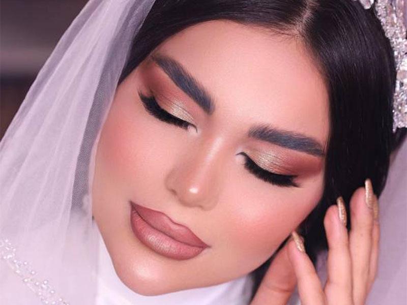 نیلی در زرند؛ تصویر 2 از فضای مجموعه و نمونه‌کارها