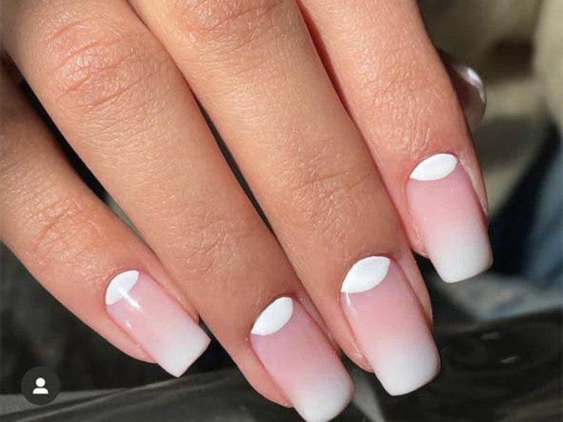 فضای سالن زیبایی نازنین فرحناک