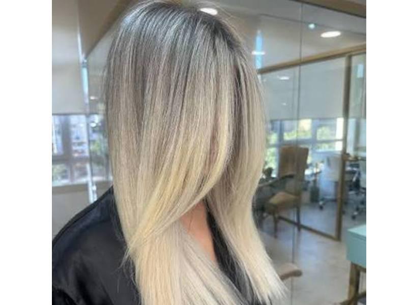 فضای سالن زیبایی مهناز
