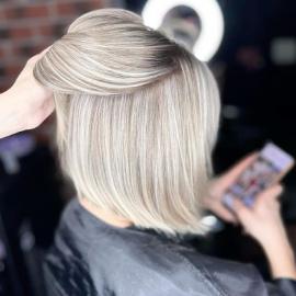 فضای سالن زیبایی سمیه یامینی