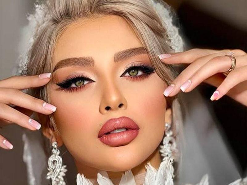 عروس نیکاکیان در اصفهان؛ تصویر 2 از فضای مجموعه و نمونه‌کارها