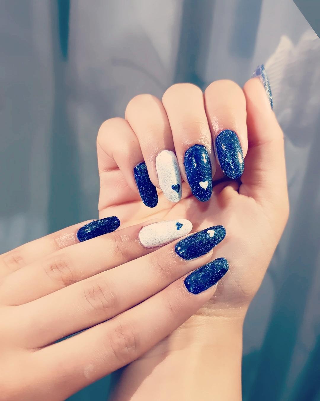تصویر 2 آگهی کاشت و دیزاین ناخن