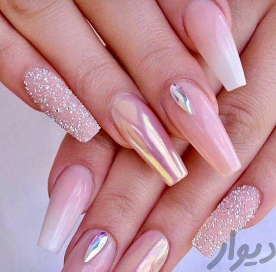استخدام ناخن کار حرفه ای
