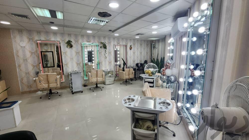 تصویر 2 آگهی تکمیل پرسنل آکادمی بیوتی گل بهار