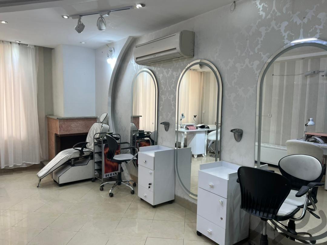 نیازمند به مژه کار،تتو کار،فیبروز ابرو