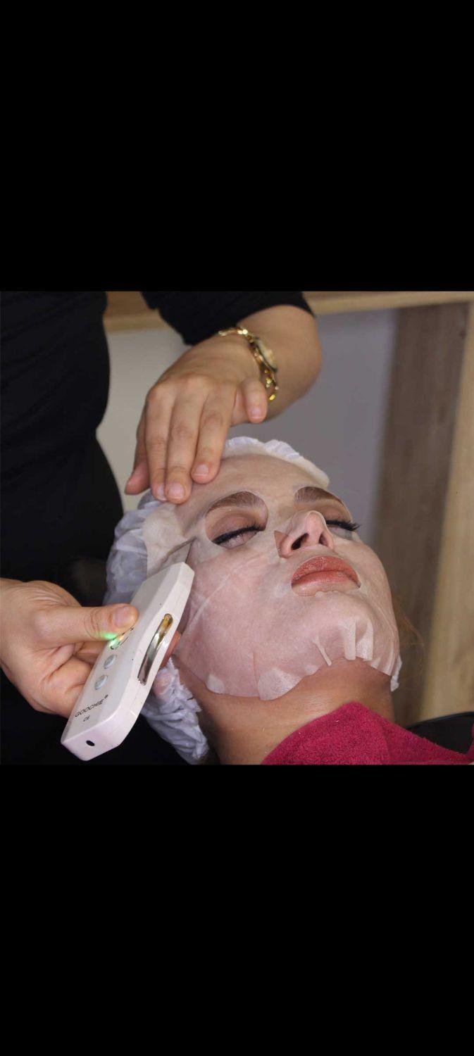 استخدام تکنسین فیشیال و لیزر،فیلردر کلینیک پزشکی