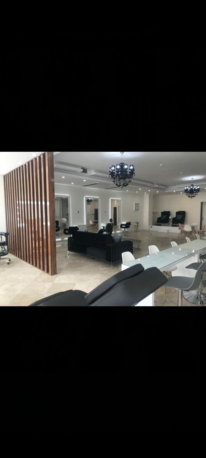 ناخنکار، مژه‌کار، پاکسازی