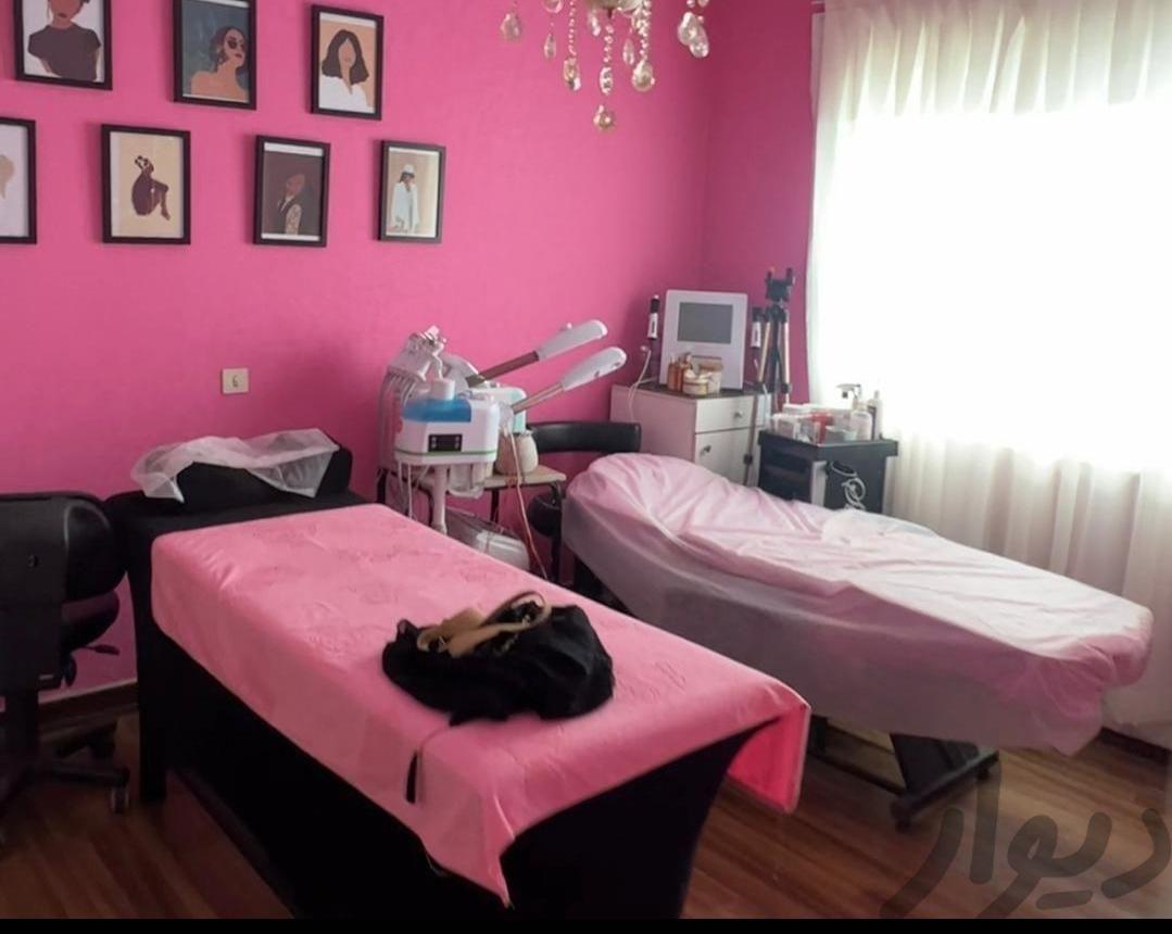 استخدام مژه کار درسالن تخصصی اکستنشن