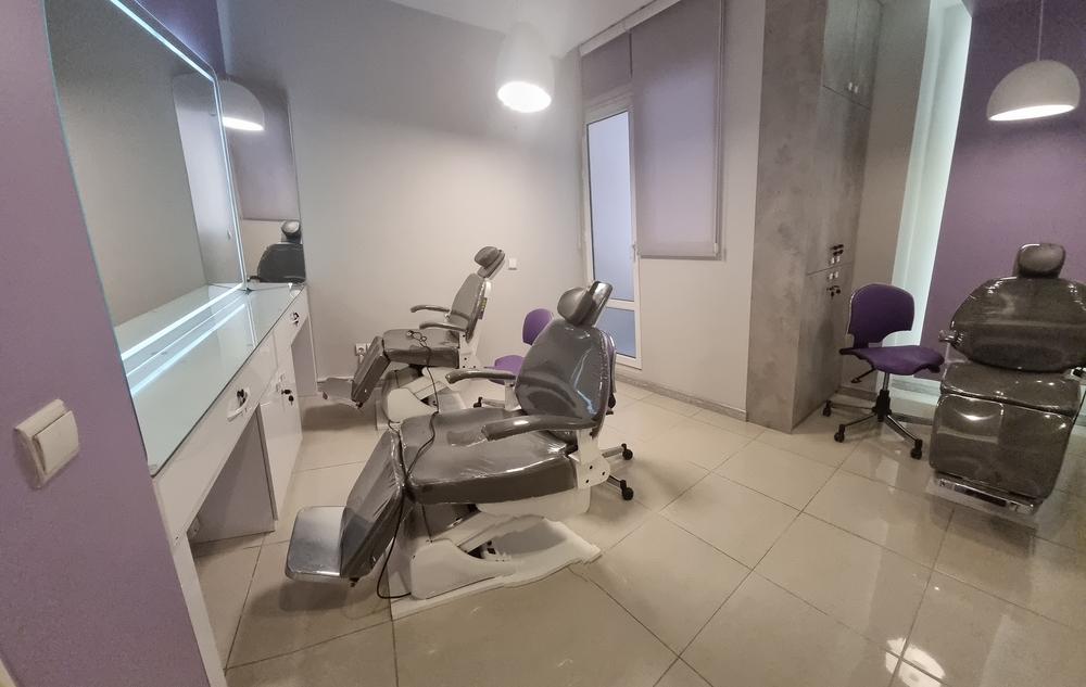 تصویر 1 آگهی لاین ناخن کوتاهی اصلاح ابرو براشینگ و شینیون