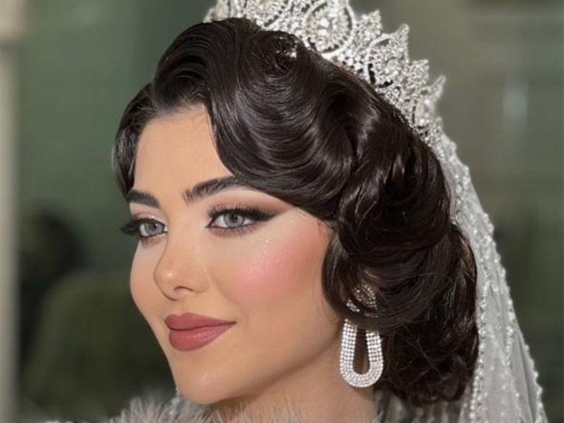 سالن زیبایی گل سرخ