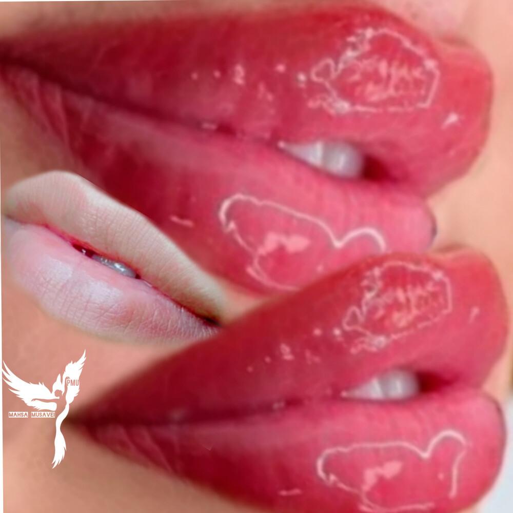 رژقرمز