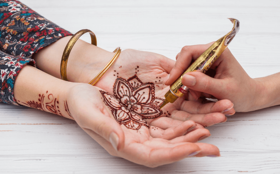 سالن زیبایی الهام مراغی