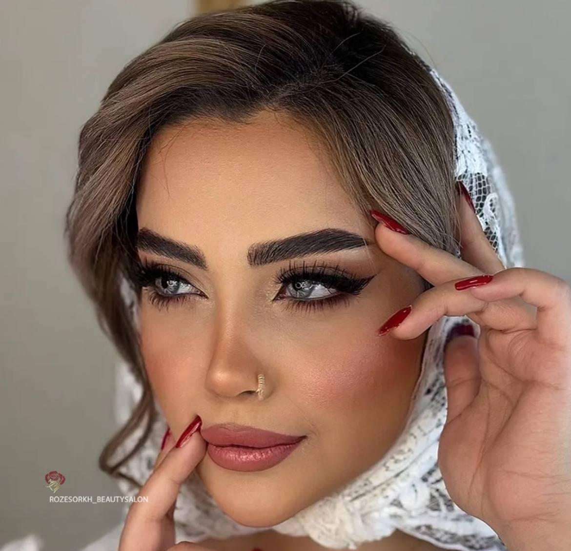 سالن زیبایی رز سرخ