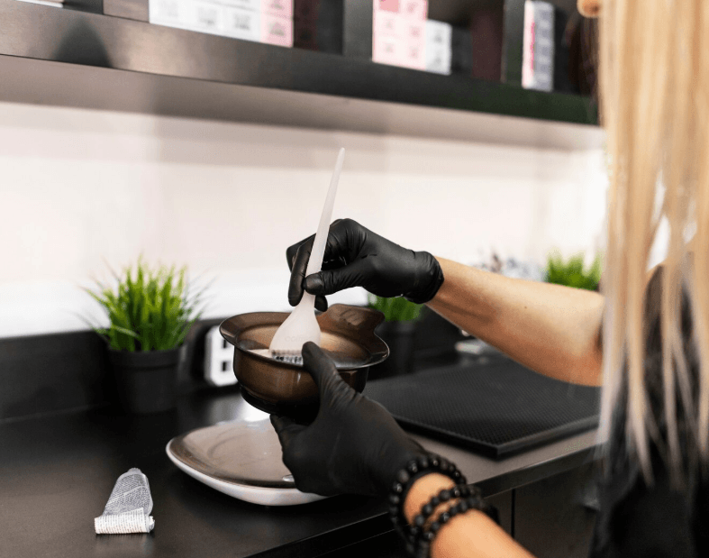 سالن زیبایی شادی عباسی